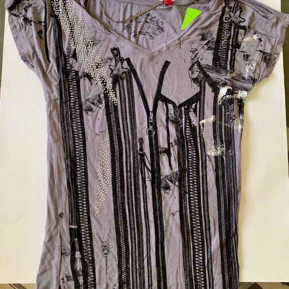 Edc by Esprit V Neck Short Sleeve Graphic T Shirt - Picture 7 of 8